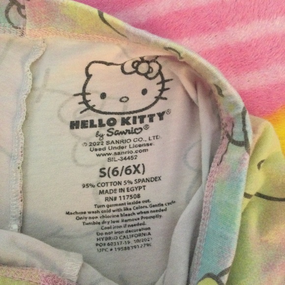 Girls hello kitty spandex shorts. - Picture 3 of 6